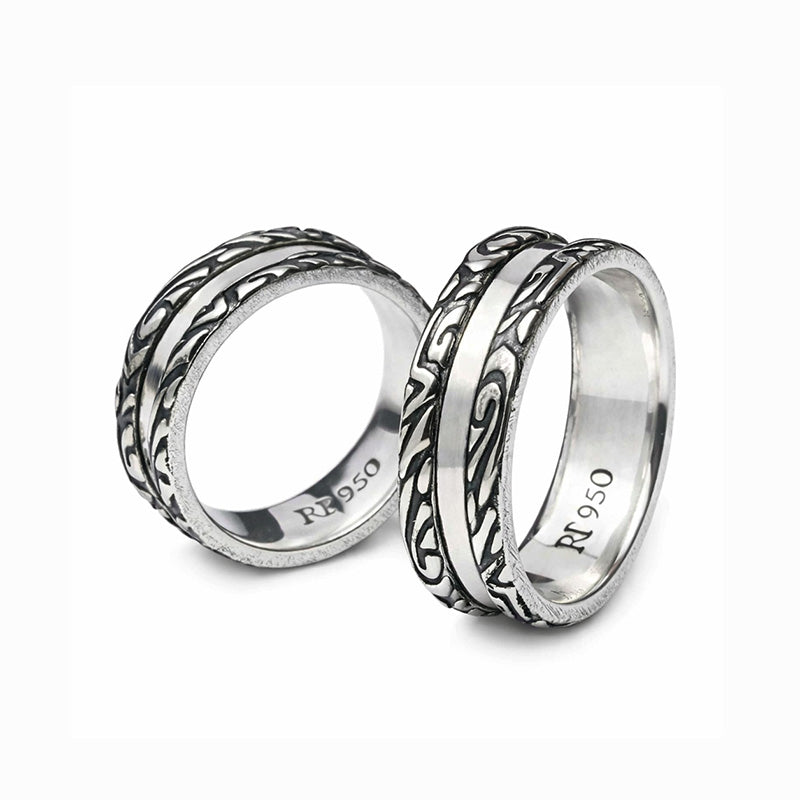 Pa de aliancas de prata 950 arabescos feito artesanalmente design autoral inspirado na cultira vikings exclusivo 