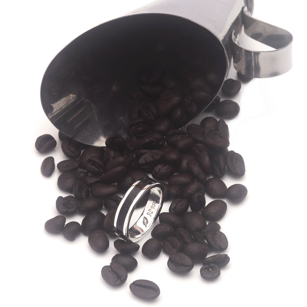 
                      
                        anel de café
                      
                    